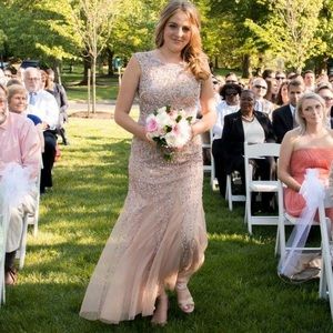 Adrianna Pappell, size 6, no alterations made